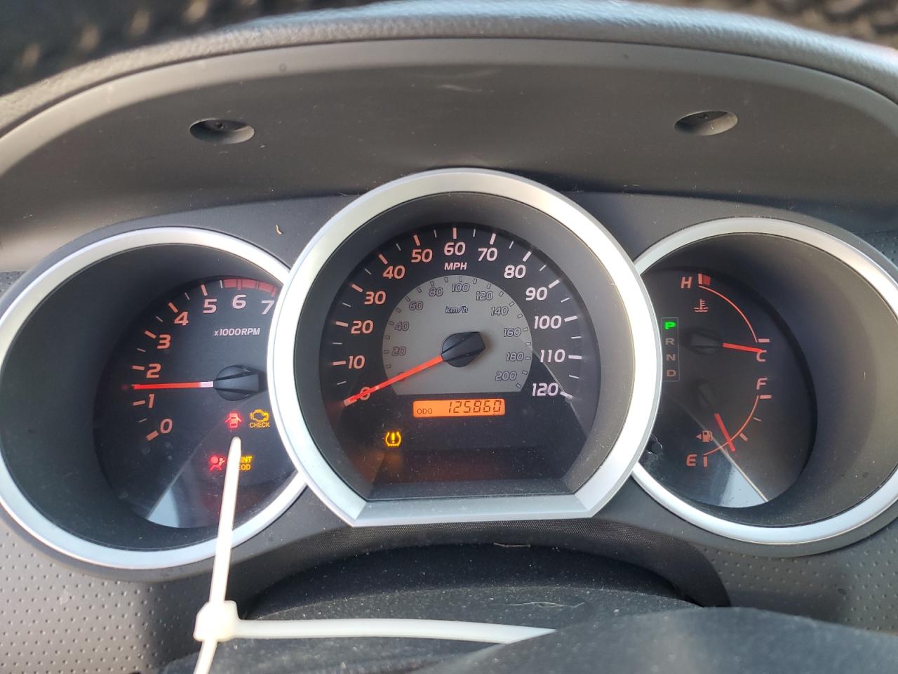 Toyota Tacoma Access Cab Image 8