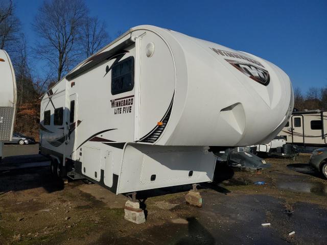  Salvage Winnebago Lite Five