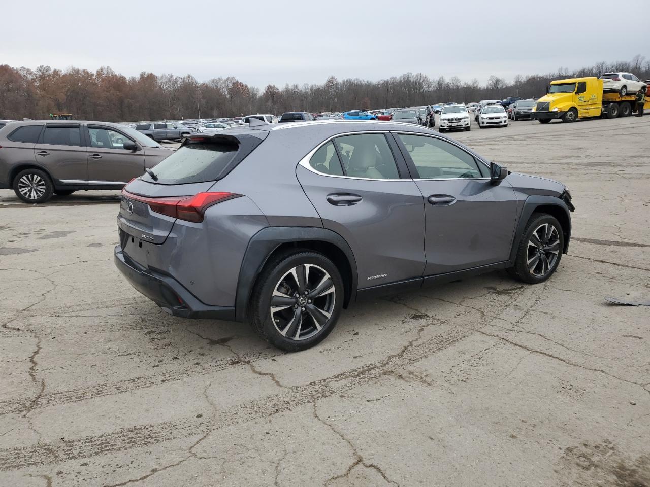 Lexus Ux 250h Image 10