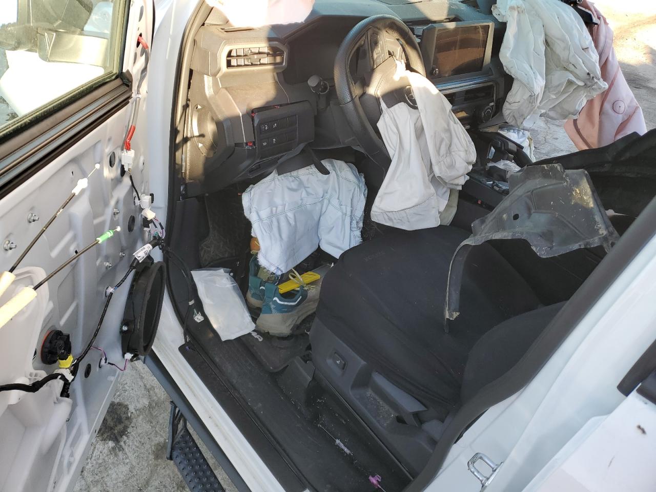 Toyota Tacoma Double Cab Image 10