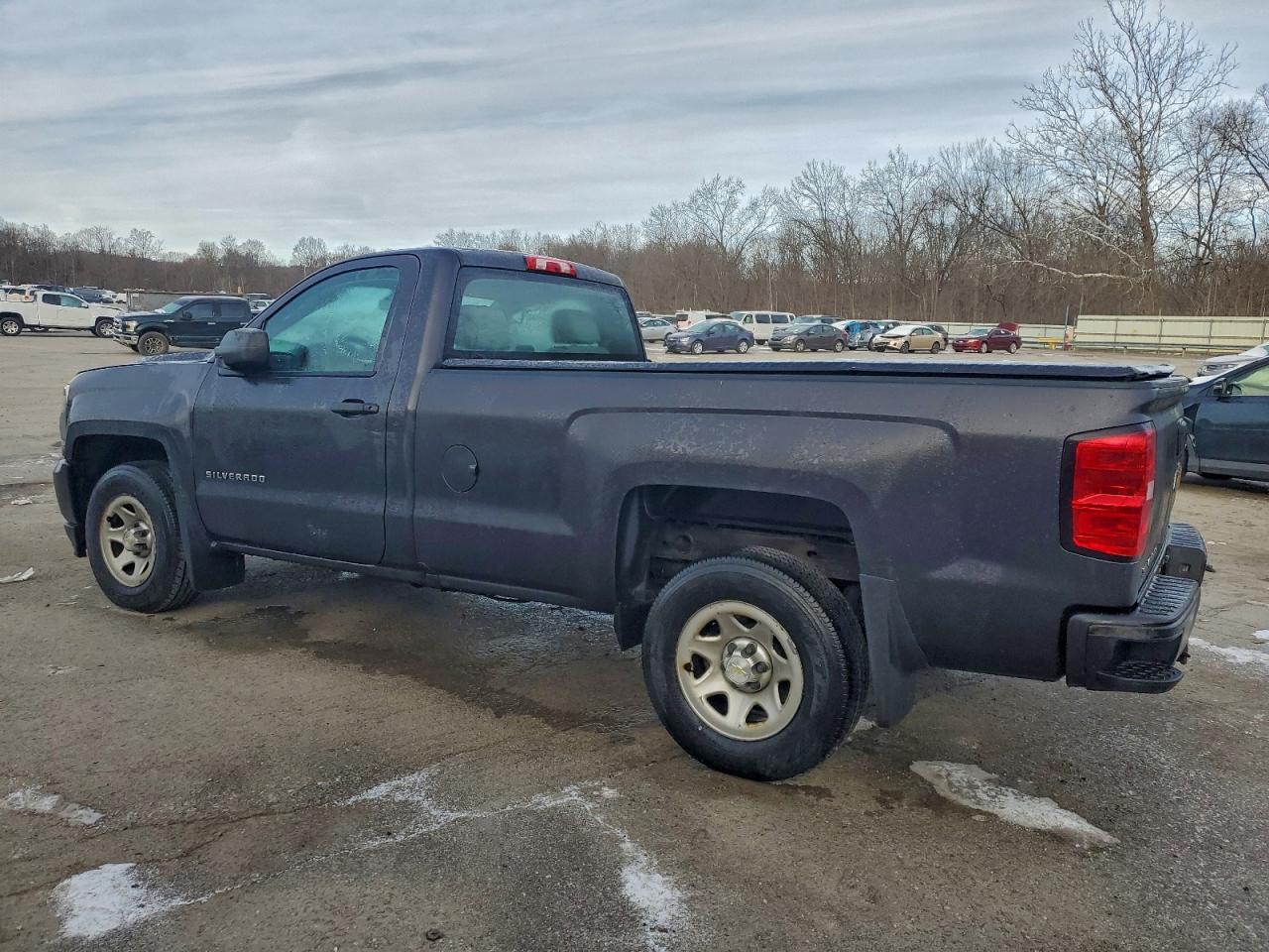 Chevrolet Silverado C1500 Image 6