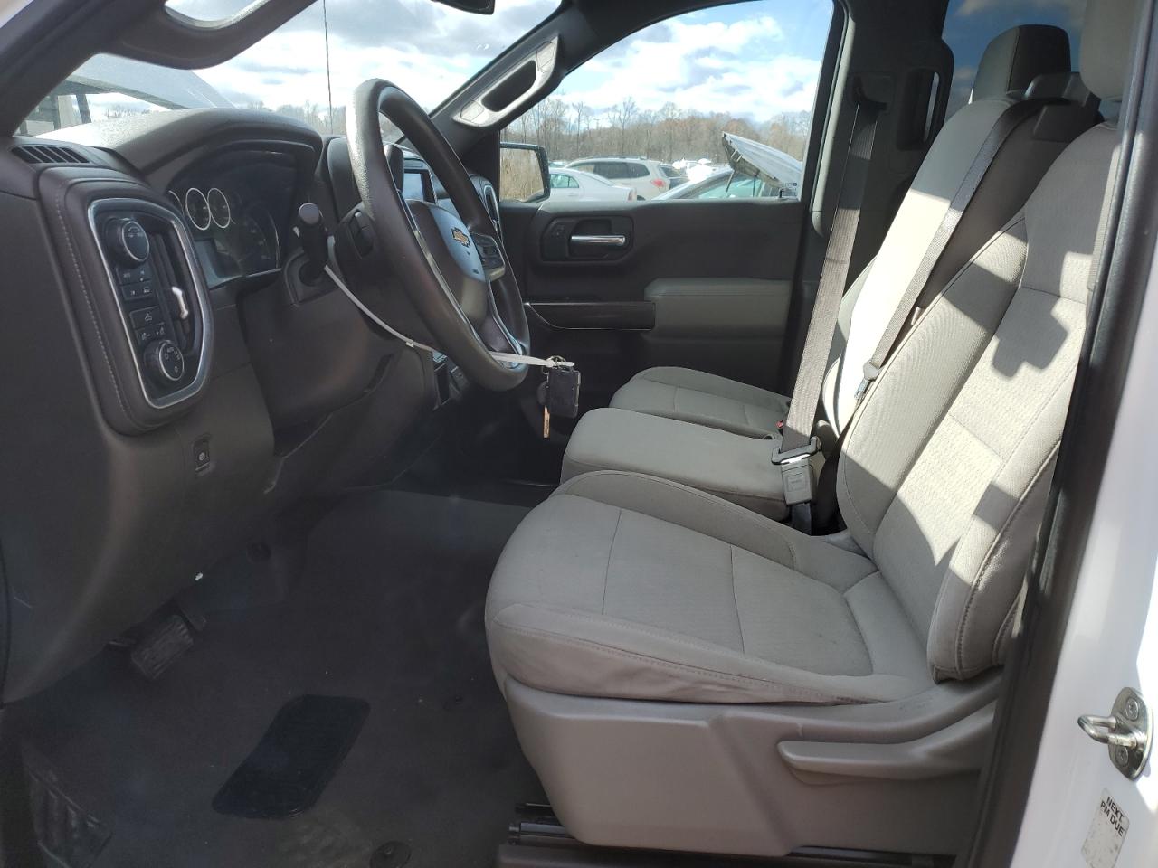 Chevrolet Silverado K1500 Lt Image 3