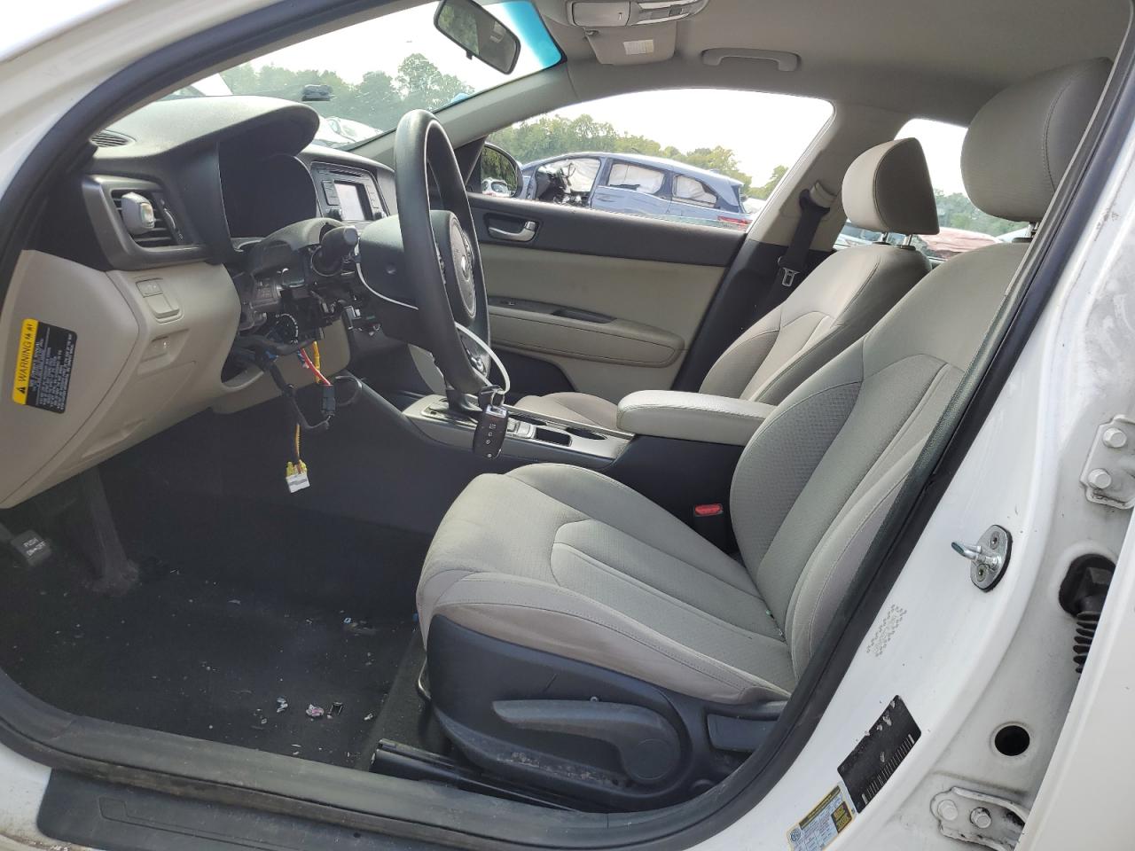 Kia Optima Lx Image 7