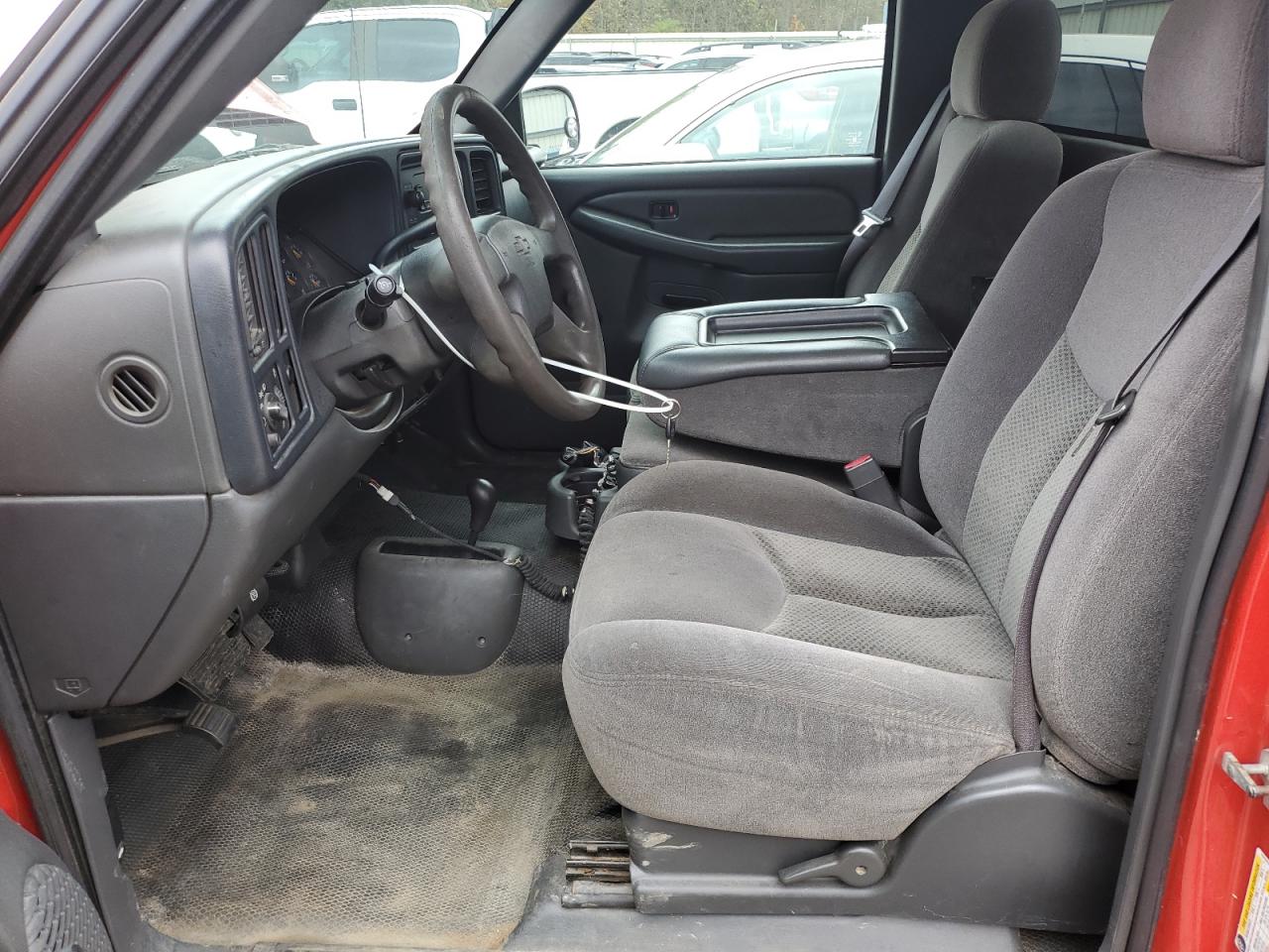 Chevrolet Silverado K2500 Heavy Duty Image 12