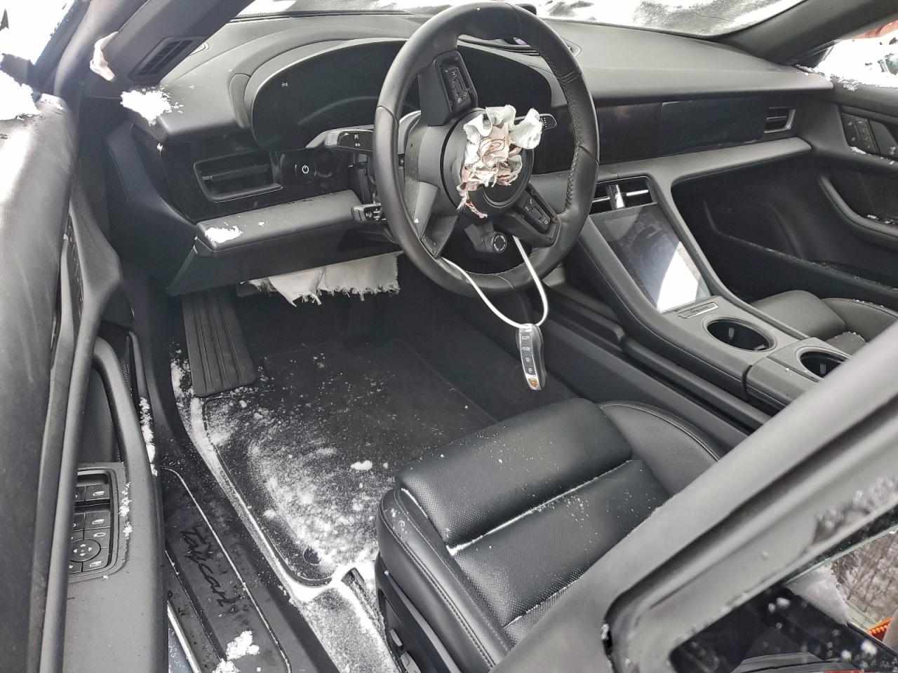 Porsche Taycan Image 9