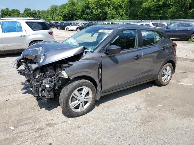  Salvage Nissan Kicks