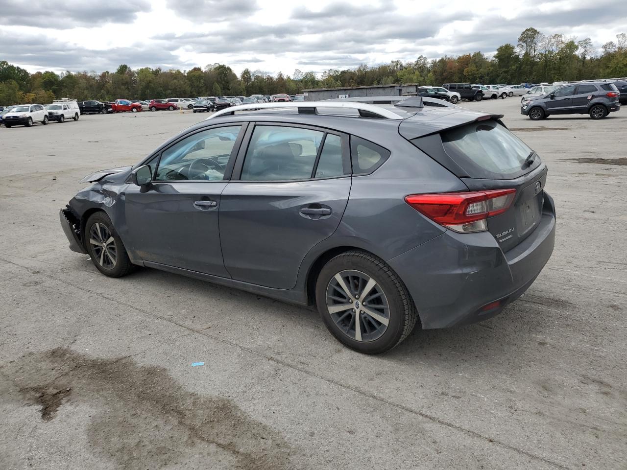 Subaru Impreza Premium Image 4