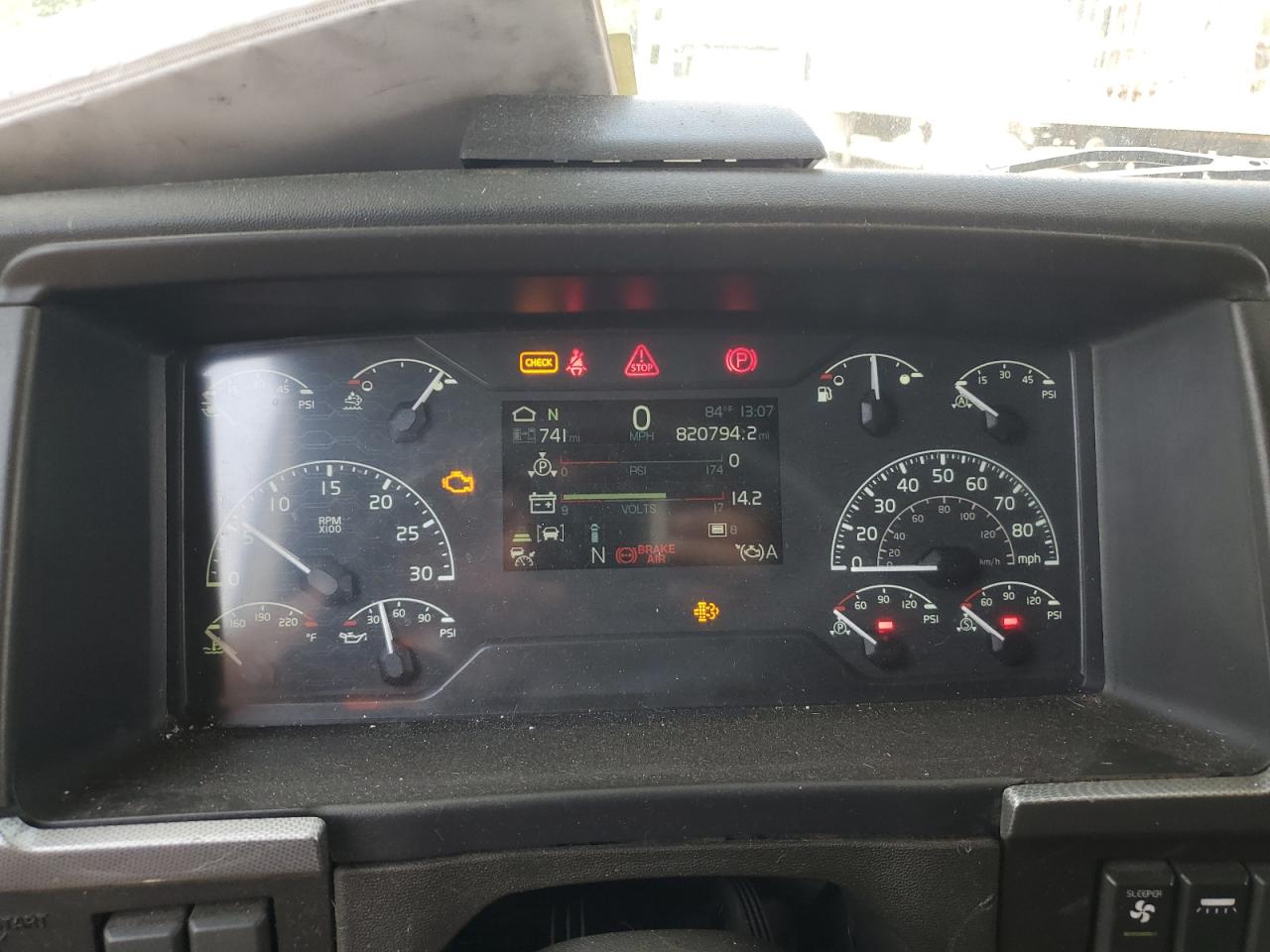 Volvo Vn Vnl Image 7