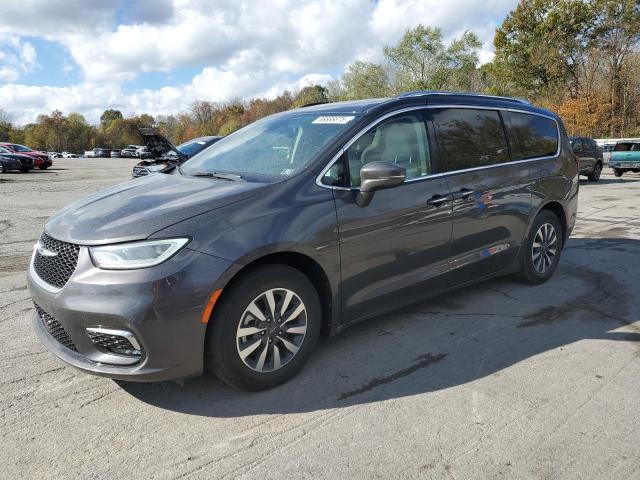  Salvage Chrysler Pacifica