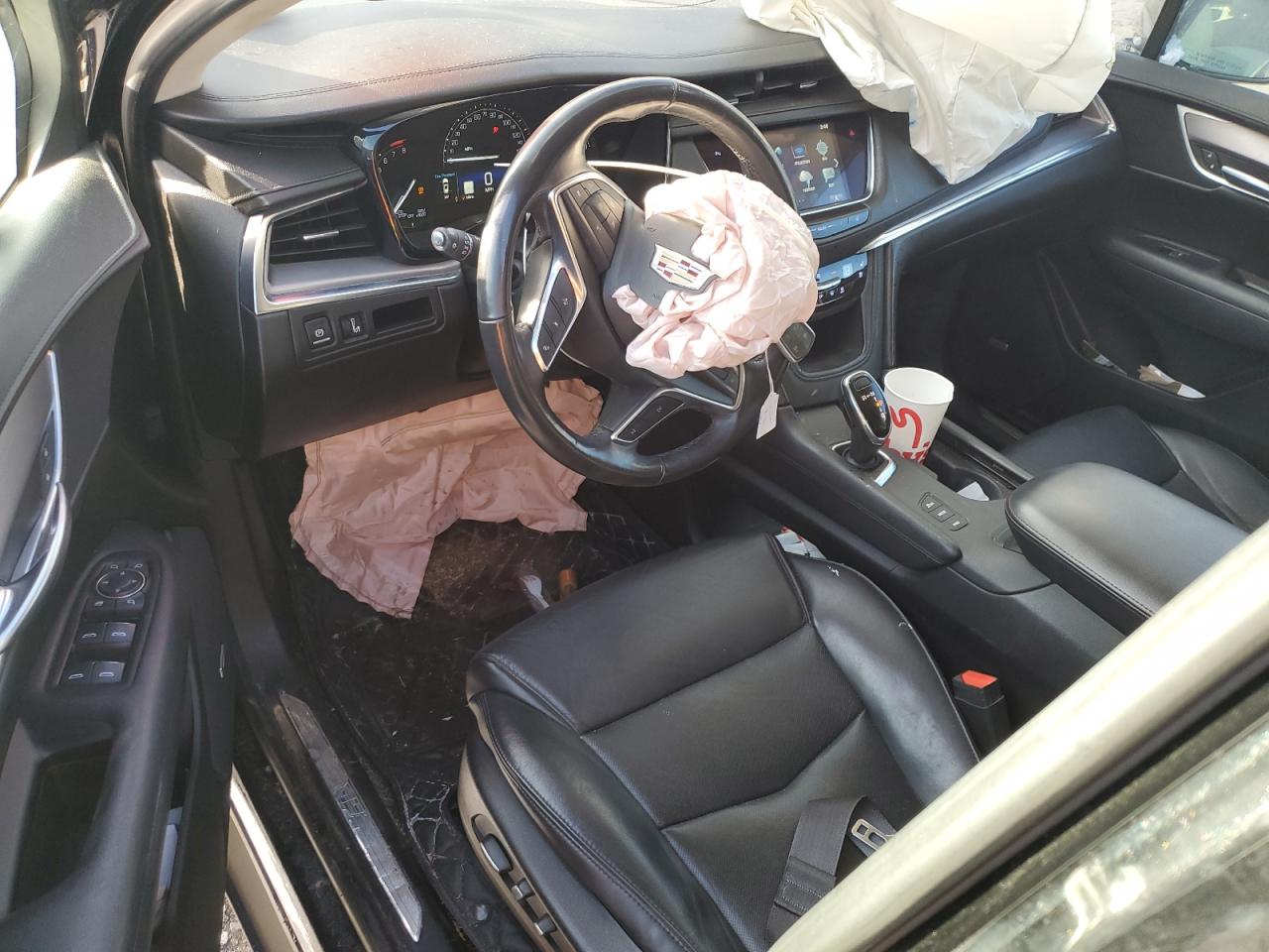 Cadillac XT5 Premium Luxury Image 4