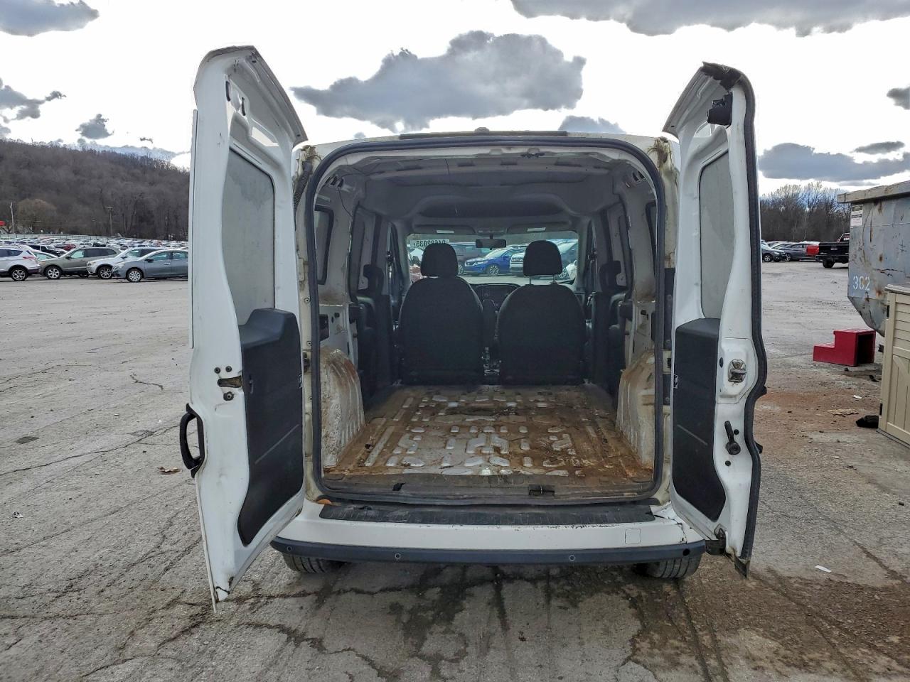 Ram Promaster Slt Image 4