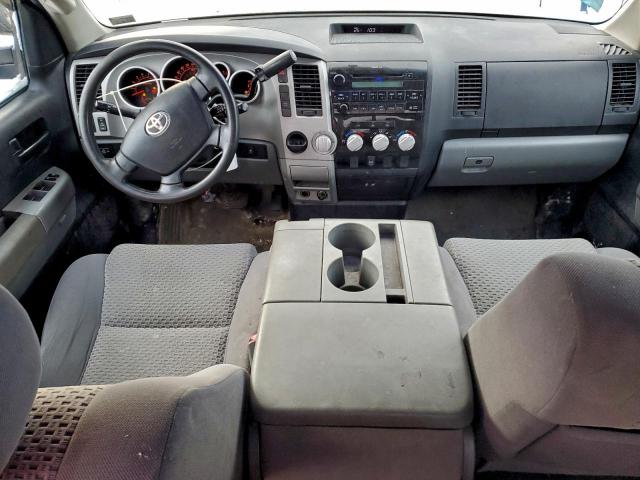Toyota Tundra Double Cab Image 7