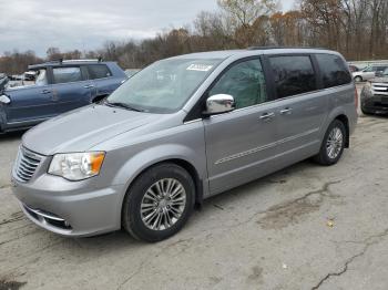  Salvage Chrysler Minivan