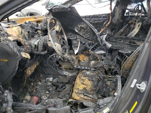 Hyundai ELANTRA Image 8