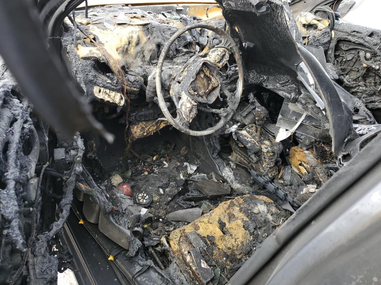 Hyundai ELANTRA Image 9