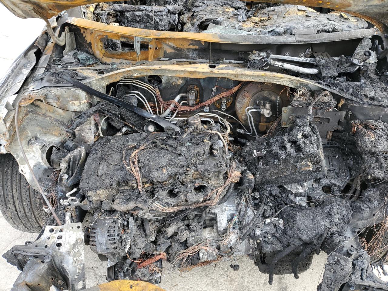 Hyundai ELANTRA Image 12