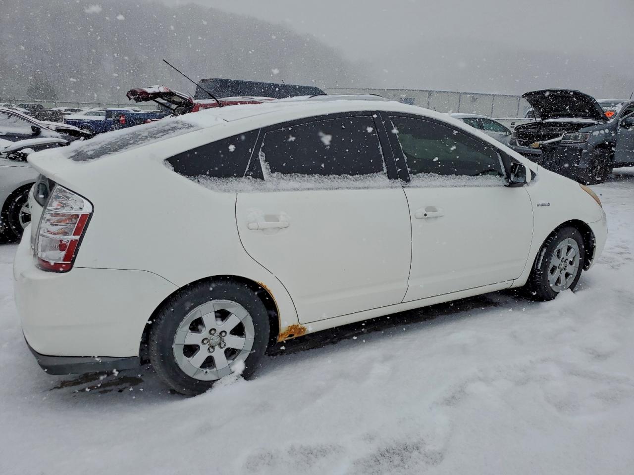 Toyota Prius Image 4