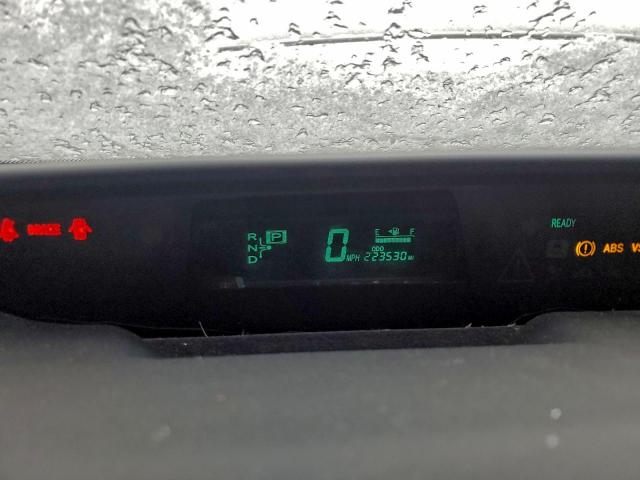 Toyota Prius Image 8