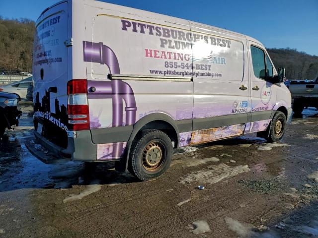 Dodge Sprinter 2500 Image 2