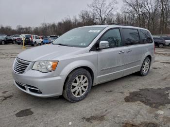  Salvage Chrysler Minivan