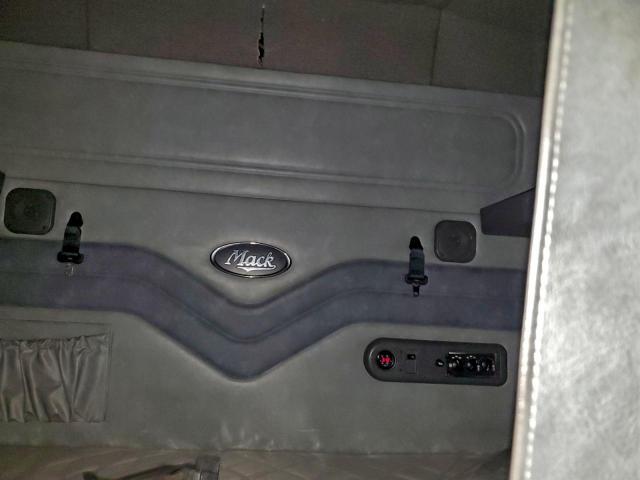 Mack Cxu613 Cxu600 Image 9