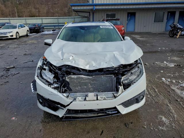 Honda Civic Touring Image 3