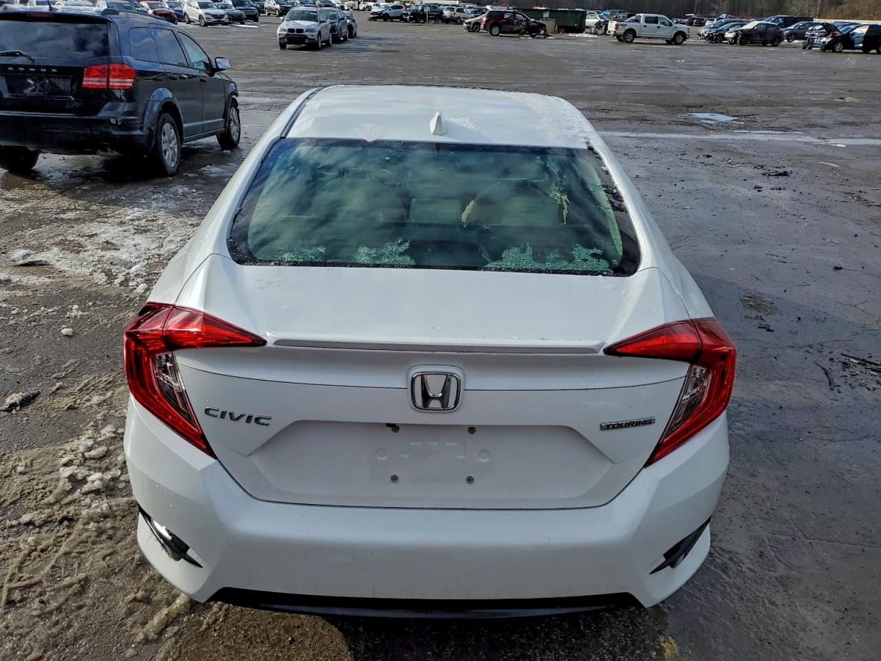 Honda Civic Touring Image 2
