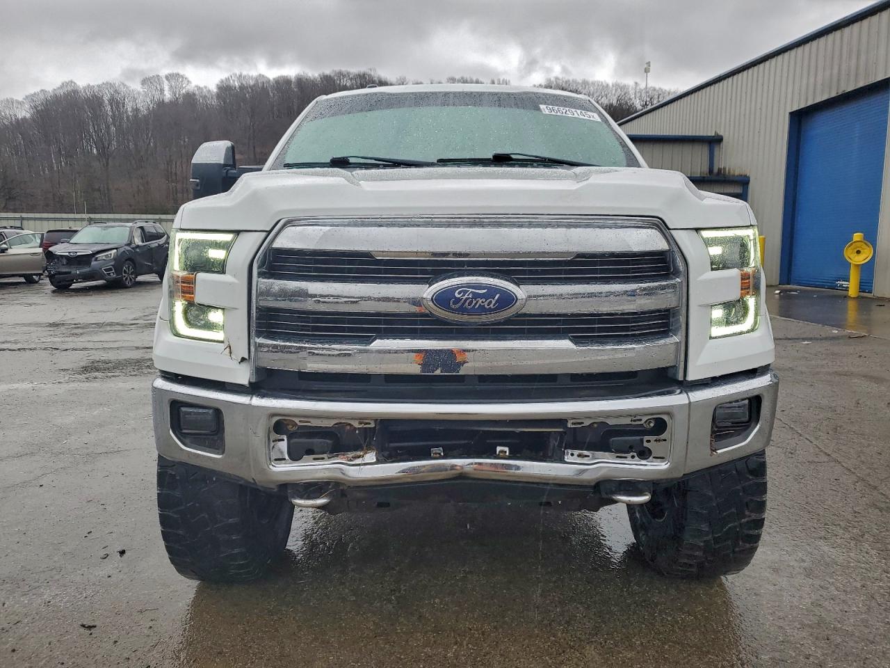 Ford F-150 Supercrew Image 3