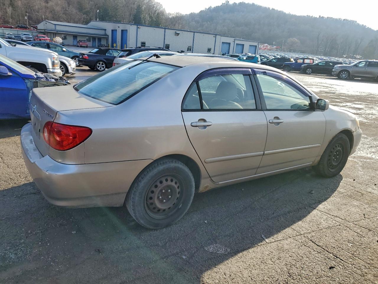 Toyota Corolla Ce Image 4
