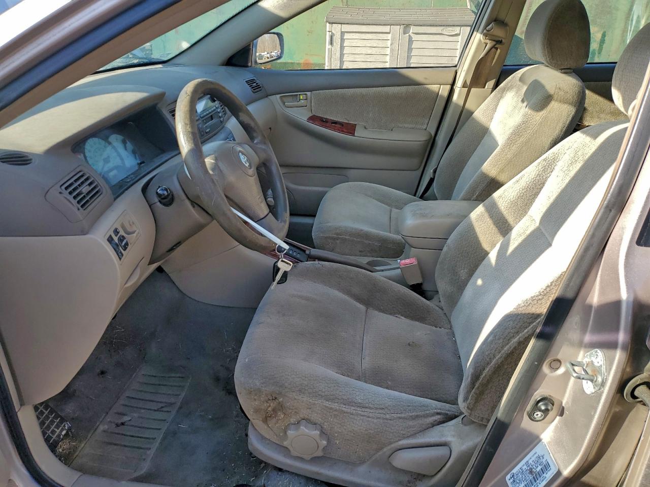 Toyota Corolla Ce Image 6