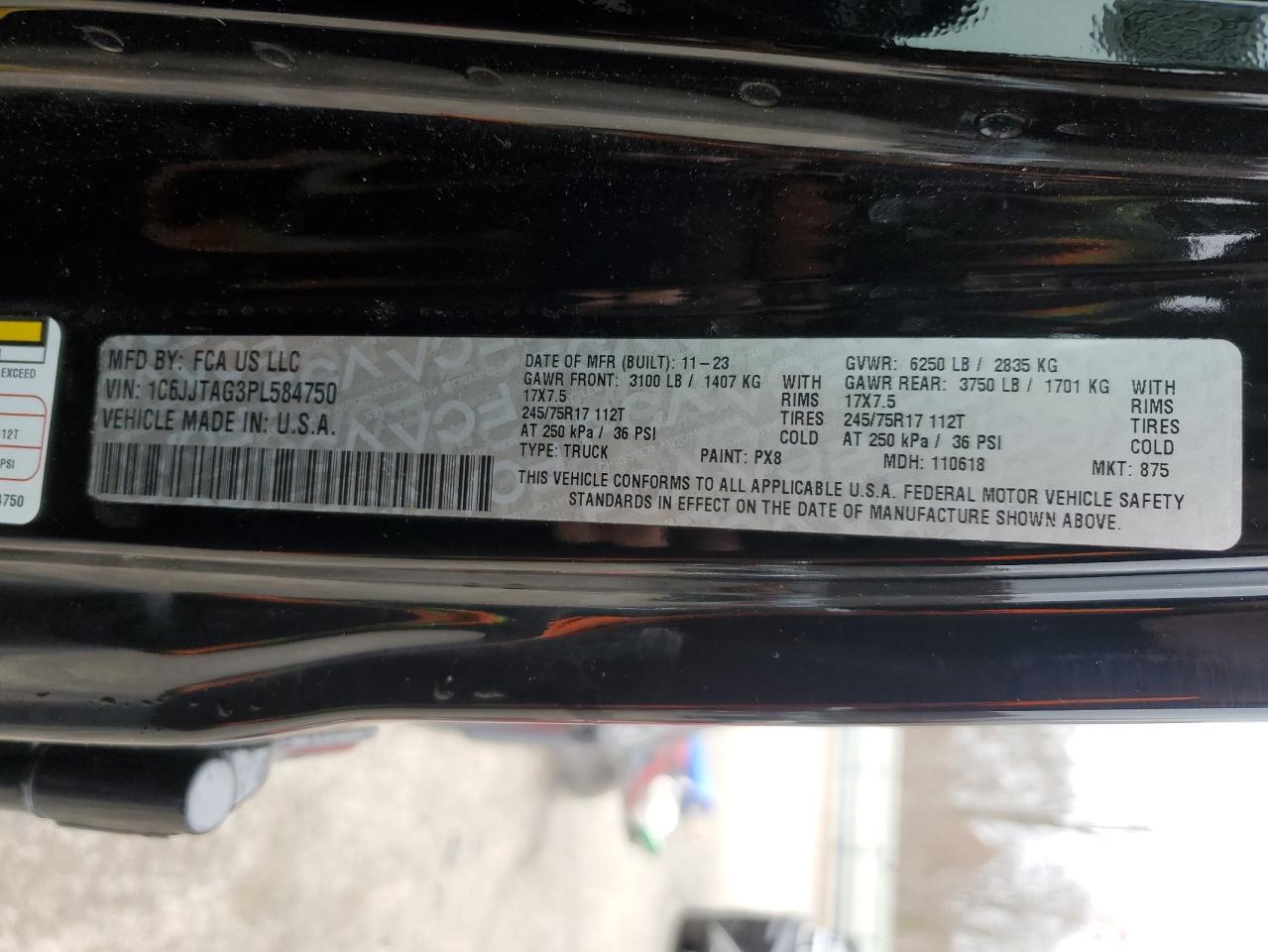 Jeep Gladiator Sport Image 12