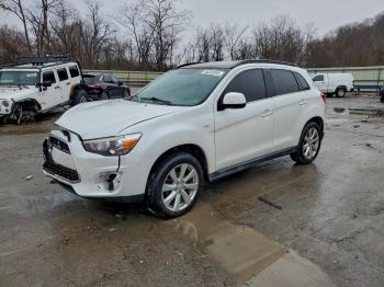  Salvage Mitsubishi Outlander
