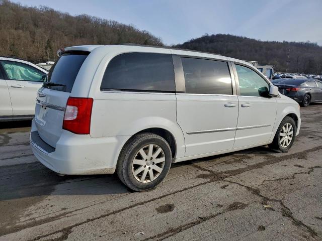 Chrysler Minivan Touring Image 9