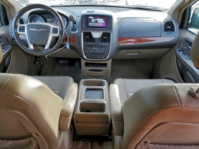 Chrysler Minivan Touring Image 13