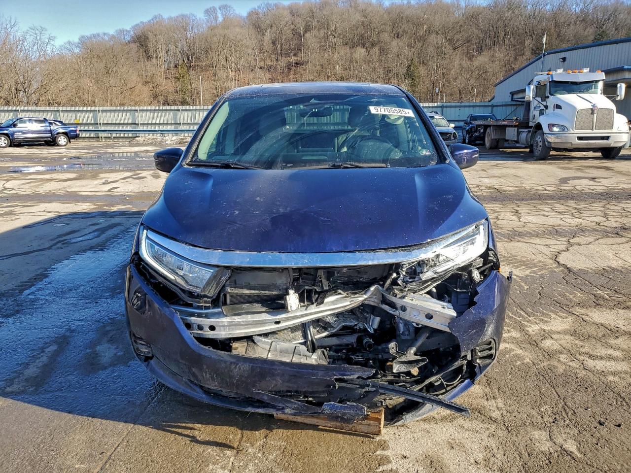 Honda Odyssey Touring Image 4