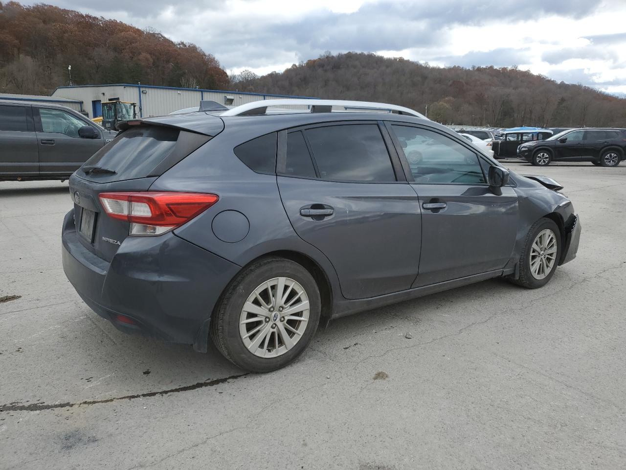 Subaru Impreza Premium Plus Image 2