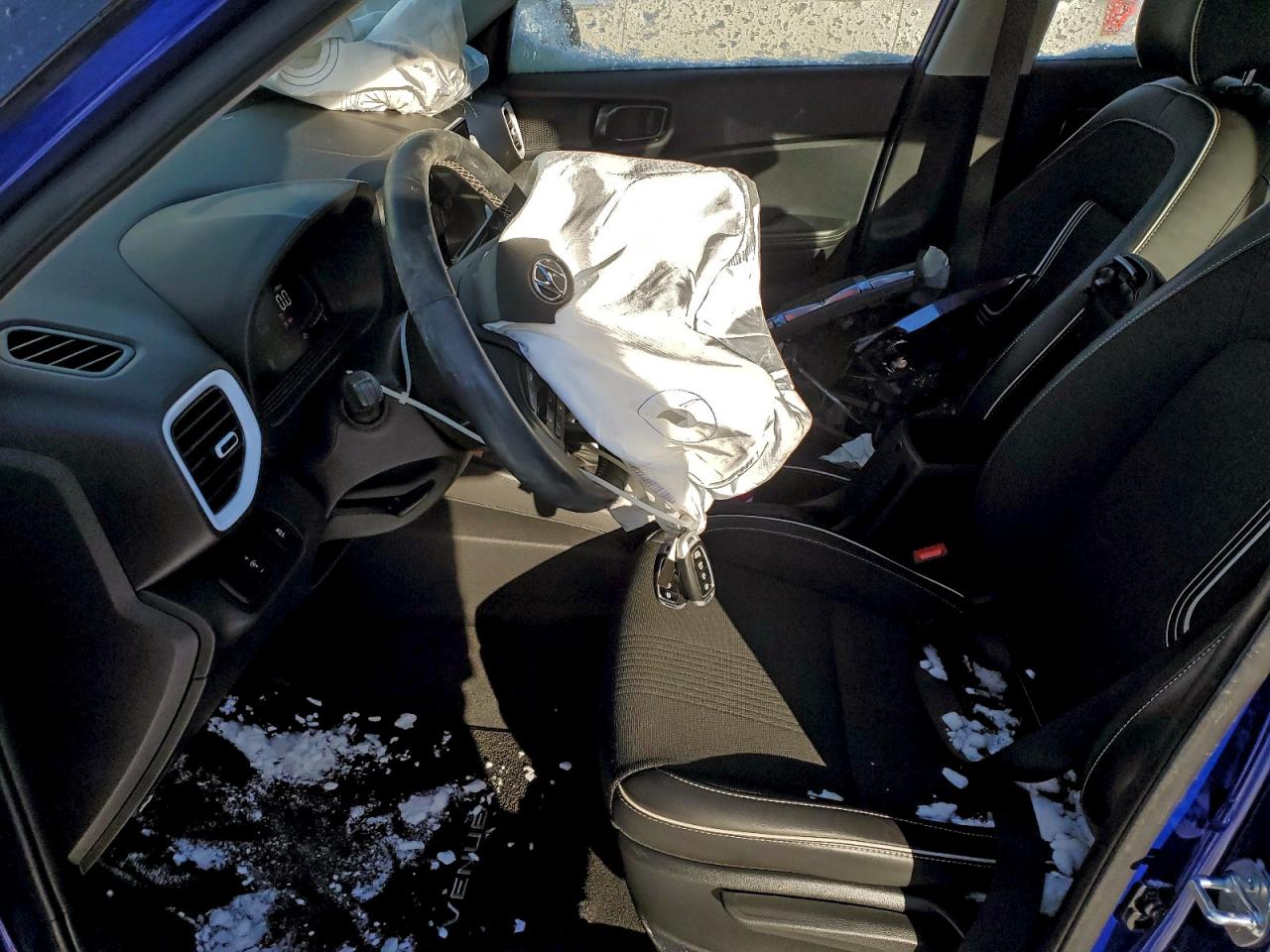 Hyundai VENUE Sel Image 8