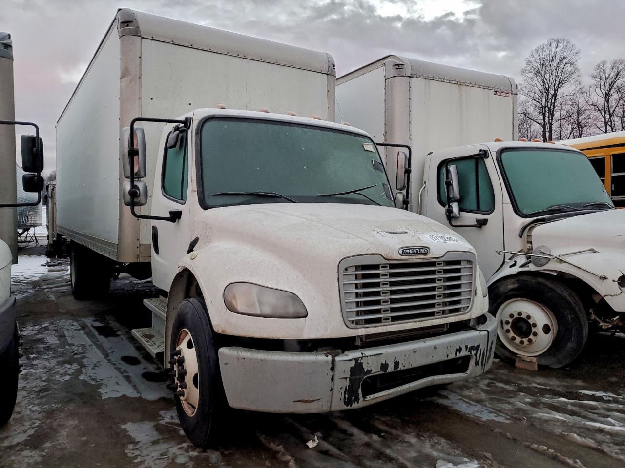 Freightliner M2 106 Medium Duty Image 8