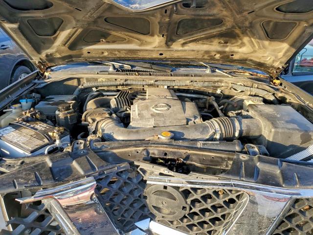 Nissan Frontier Crew Cab Le Image 5