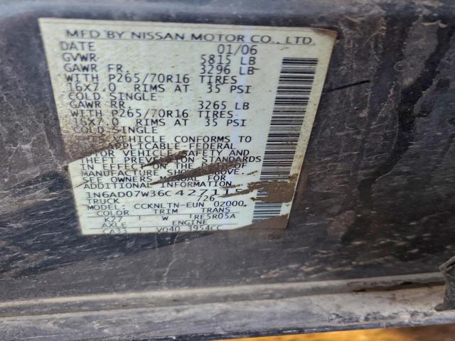 Nissan Frontier Crew Cab Le Image 8