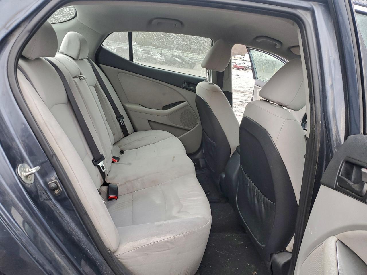 Kia Optima Lx Image 11