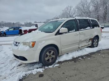  Salvage Dodge Caravan
