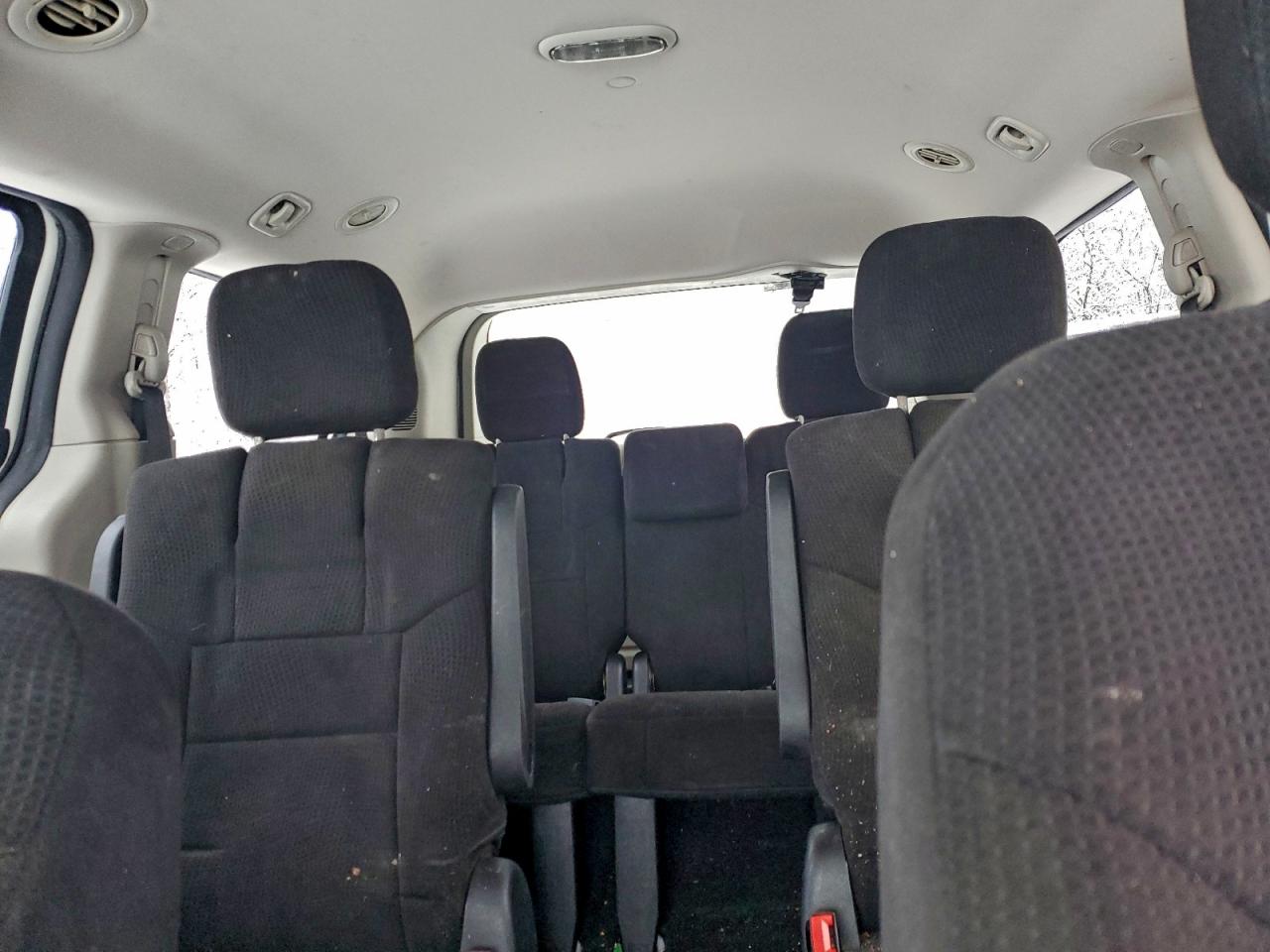 Dodge Caravan Sxt Image 9