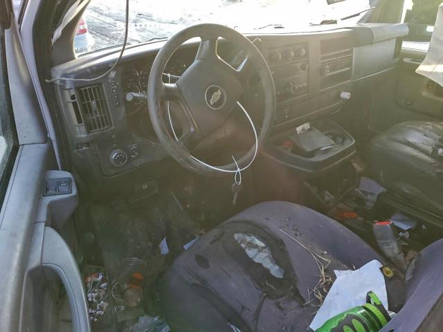 Chevrolet Express Image 7