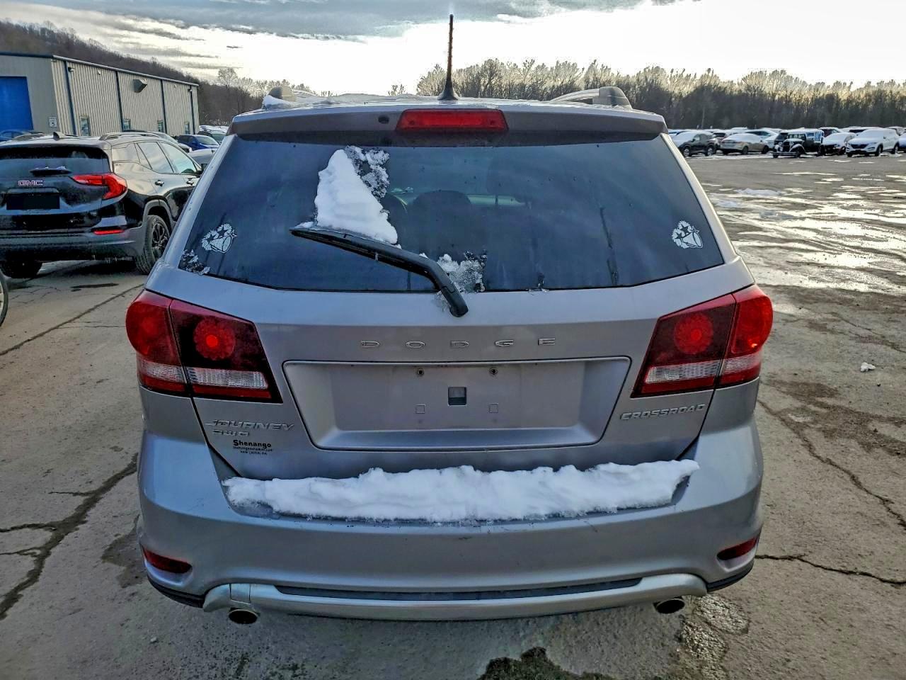 Dodge Journey Crossroad Image 10