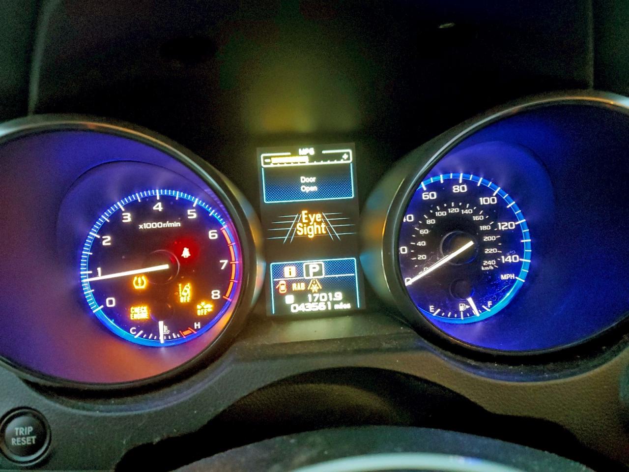 Subaru Legacy 2.5i Limited Image 3