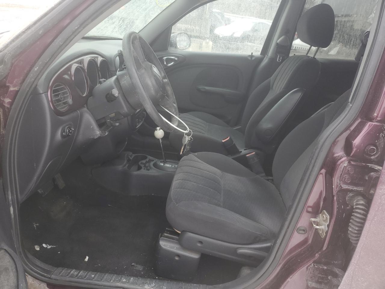 Chrysler PT Cruiser Touring Image 6