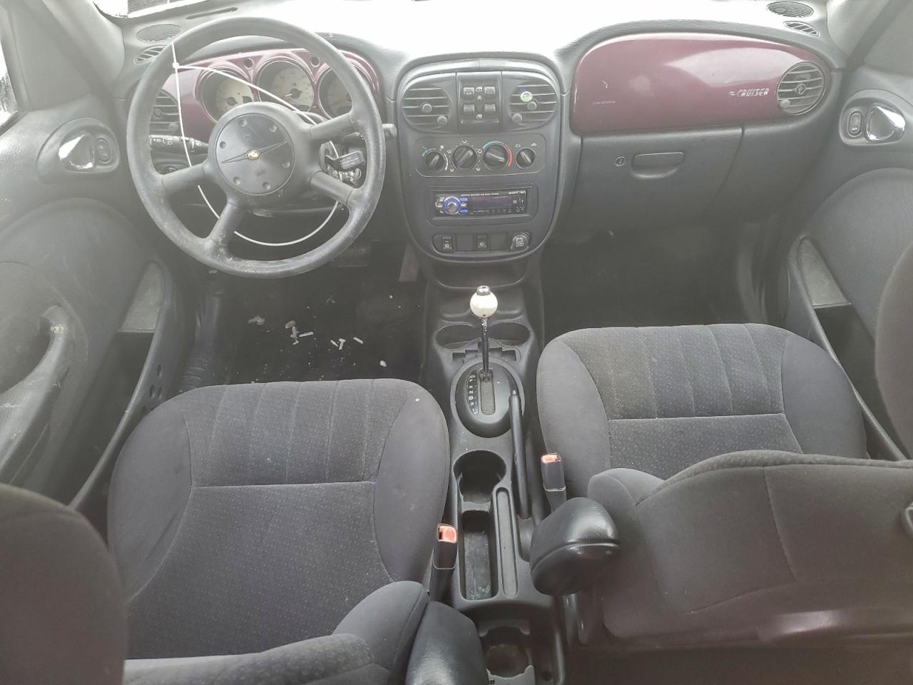 Chrysler PT Cruiser Touring Image 5