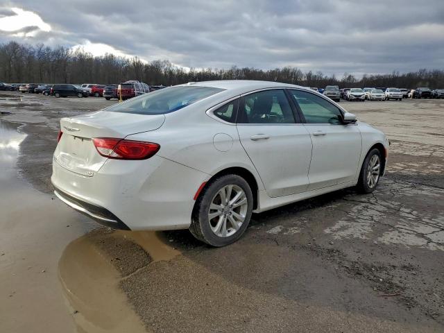 Chrysler 200 Limited Image 2