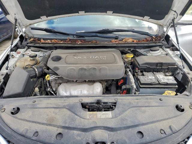 Chrysler 200 Limited Image 6